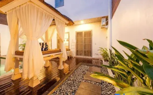 Stylish 3BR Escape, 5 Mins to Seminyak Beach