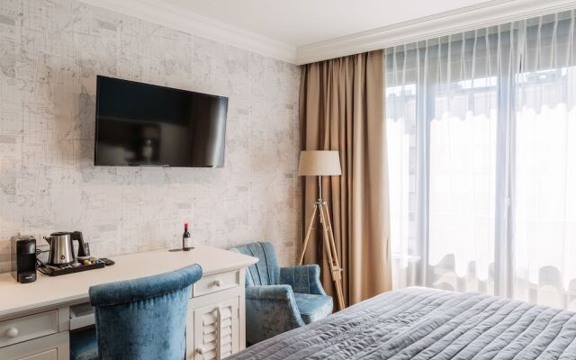 Hotel Cocoon