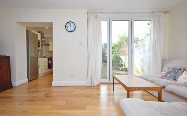 Leaview, Midhurst