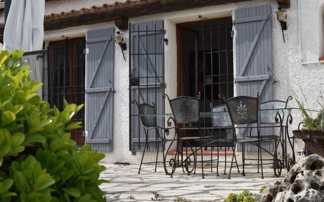 Villa de Paradis jardin piscine