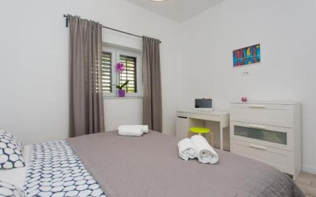Apartments Pinery