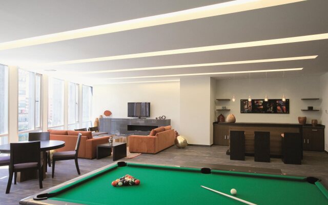 Plaza Suites