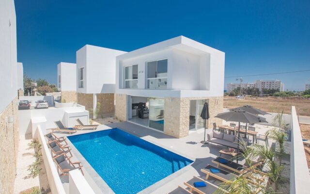 4 Bedroom Villa With Privaet Pool in the Center Protaras Vie Bleu Villa Vb1