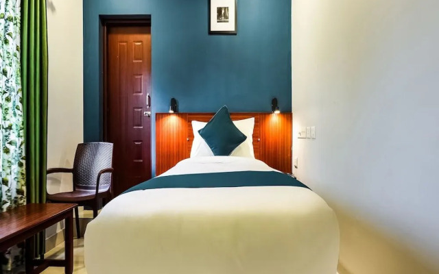 SilverKey Executive Stays 46147 The Mirage Residency