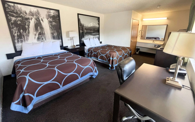 Super 8 by Wyndham Red Bluff