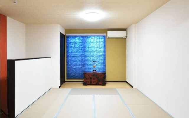 Raku Inn