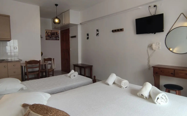 Kapetanos Rooms