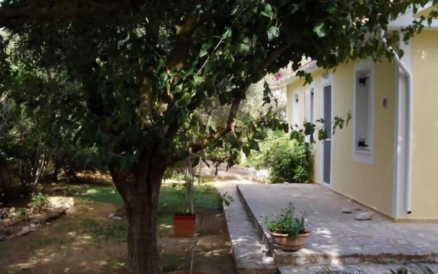 Alekos Beach Houses-Nisos