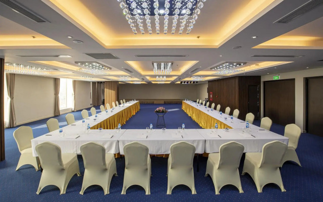 La Vela Saigon Hotel