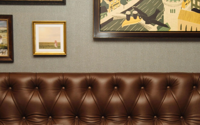 Merrion Row Hotel and Public House