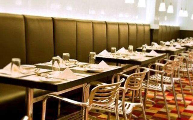 CROM Airport Hotel Jeddah