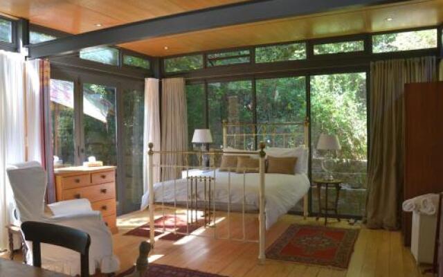 Glasshouse In The Winelands