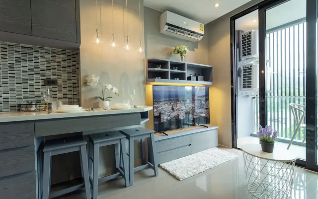 Nicest Condo in City gate Kamala  c118