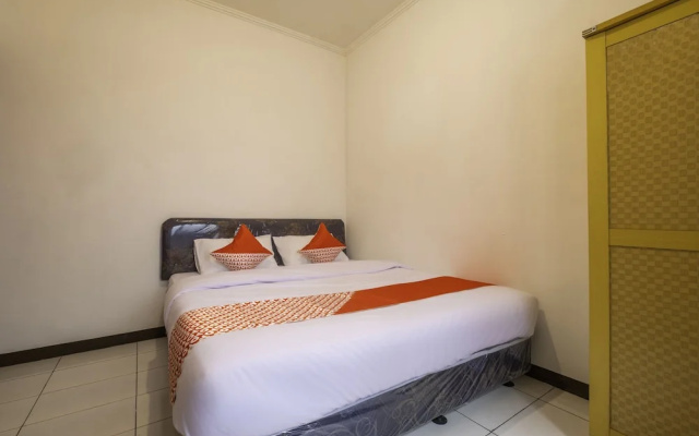 Sinulingga Residence by OYO Rooms