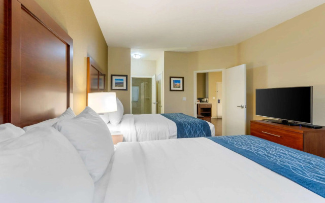 Comfort Inn & Suites near Ontario Airport
