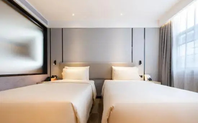 Atour X Hotel Shenzhen Longhua Dalang Commercial Center