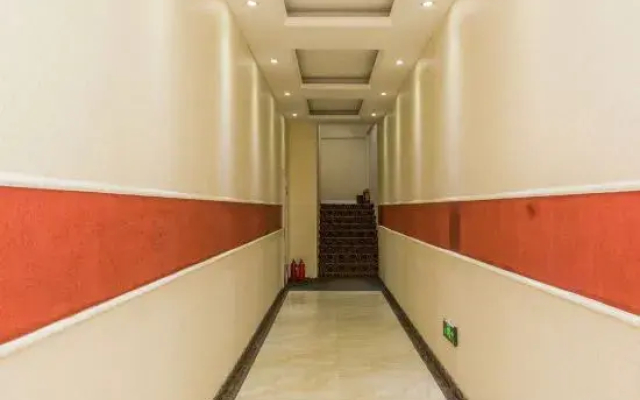 V8 Theme Hotel