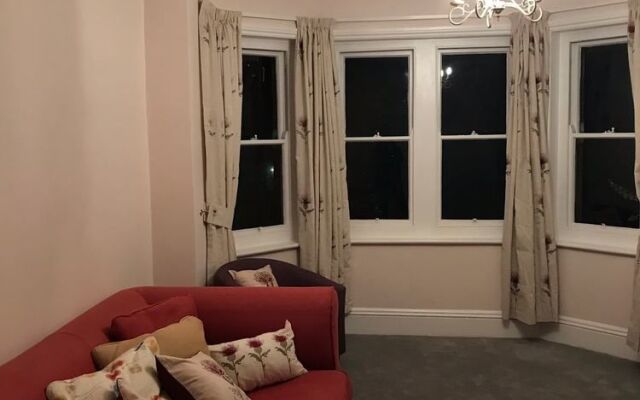 Woodstock Road Apartments (Peymans)