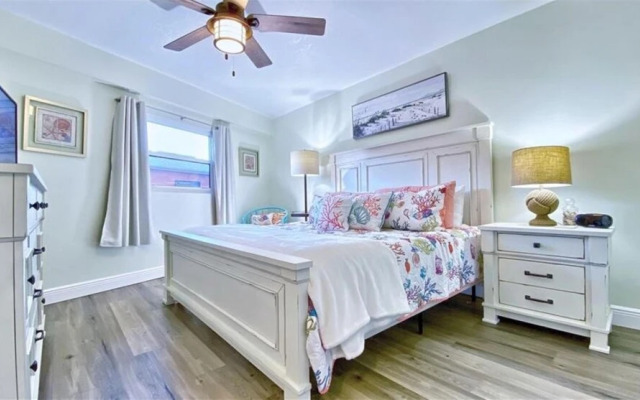 Chateaux 106 by Teeming Vacation Rentals