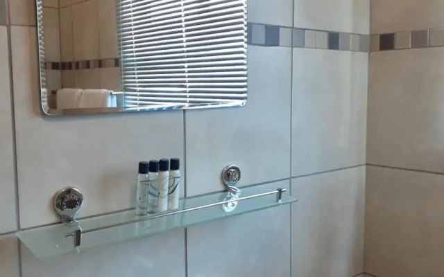Vikamana Guest House