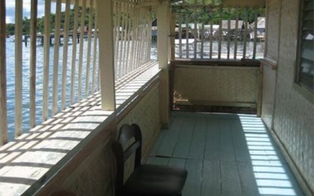 Coron Reef Pension House