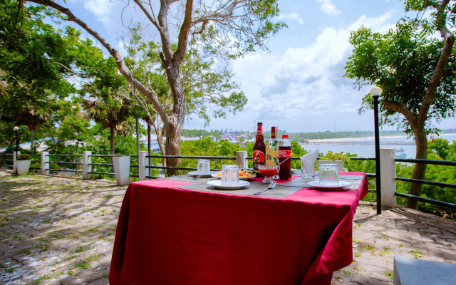 Hambantota Rest House
