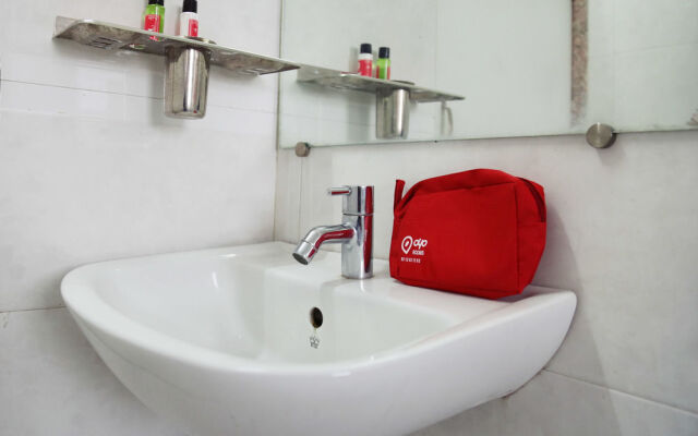 OYO 671 Hotel Alpine