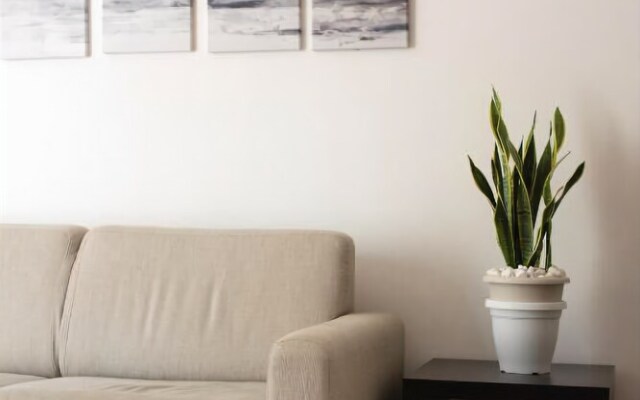 Sunny Apartment Bari