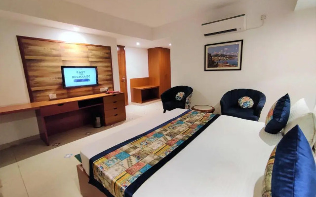 The Angel Hotel And Suites