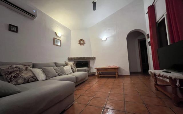 Cd-1383 Three Bedroom Villa With Pool