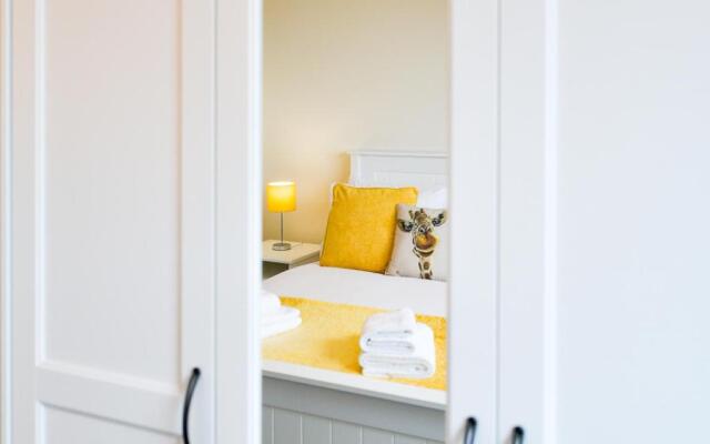 Swansea Marina - Sleeps 4 - Underground parking