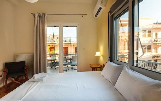 Upscale Modern Escape in the Historic Center