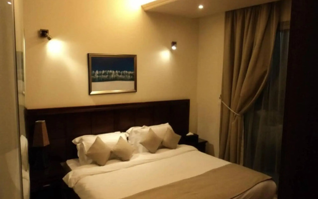 MidTown Hotel & Suites
