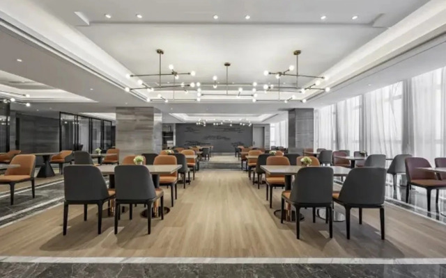 Kyriad Marvelous Hotel(Huizhou Boluo Yuanzhou)