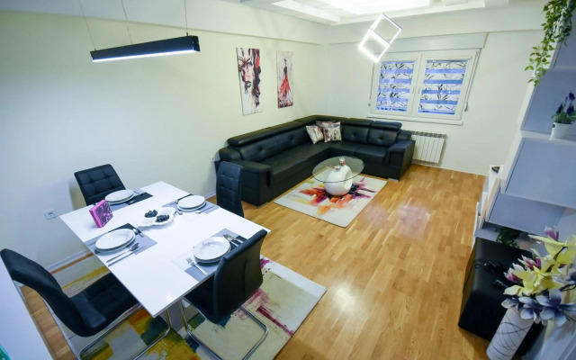 Luxury "Cube" Apartment