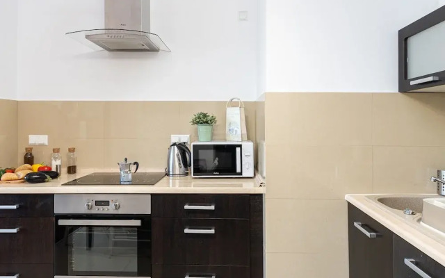 WS Old Town Apartments