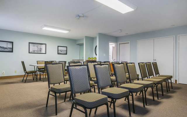 Quality Hotel Morehead City