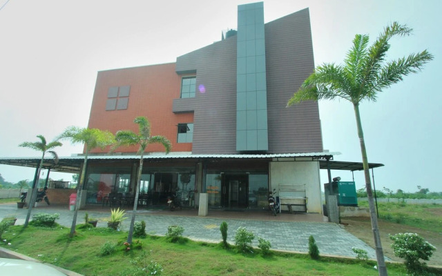 OYO 26739 Arasu Regency