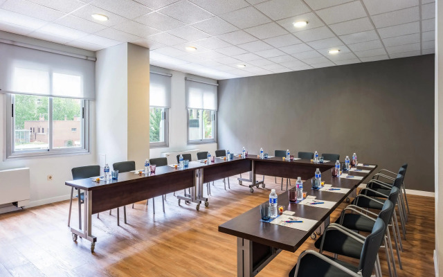 Hotel Madrid Chamartín Affiliated by Meliá