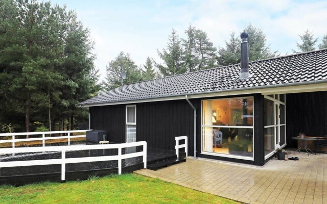 Luxurious Holiday Home in Hals Jutland With Whirlpool