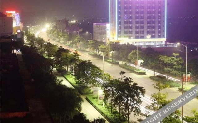 New Coast Hotel