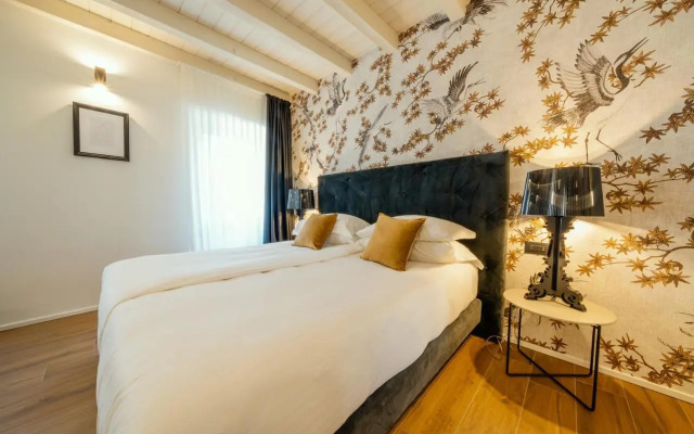 Il Vicolo Suite Apartments - Il Corso