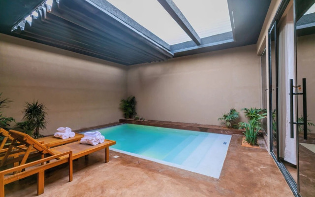 Portal Chalets With Private Pool-Al Arid