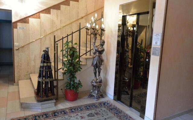 Belle Arti Hotel
