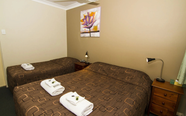 Green Gables Motel