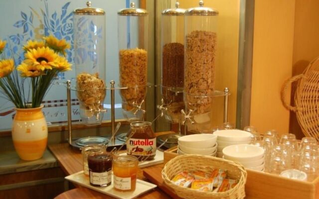 Sweet Home Hotel