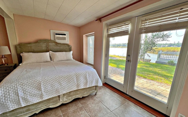 Porpoise Pass - Ground Floor Guest Suite