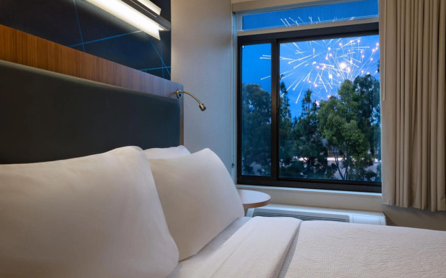 SpringHill Suites Anaheim Maingate