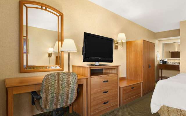 Howard Johnson Greensboro