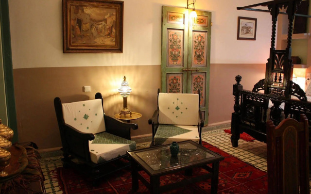 Ryad Dar al Maknassia